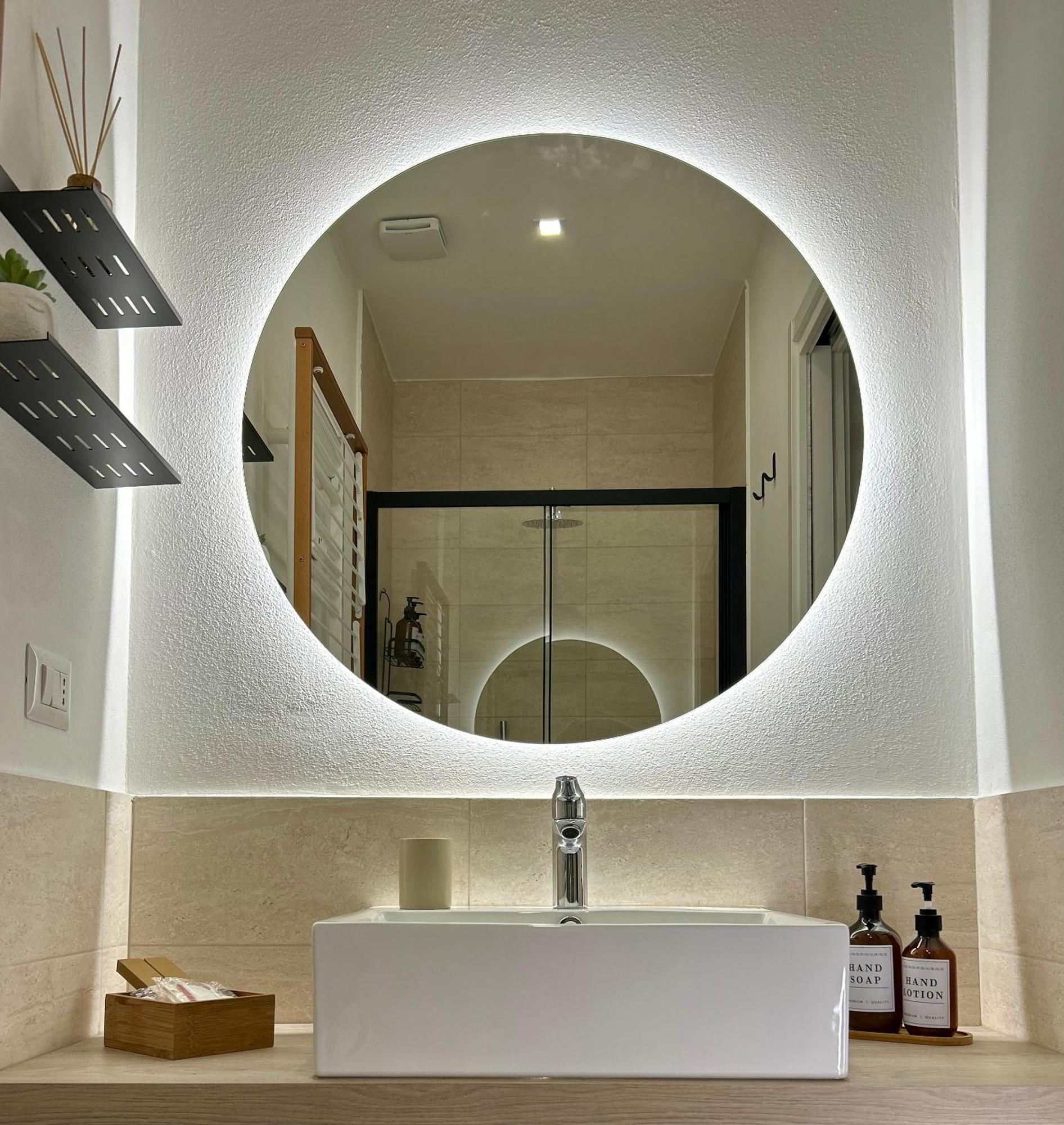 Navigli-Bocconi - Peque Home, Wi-Fi Milan Bagian luar foto